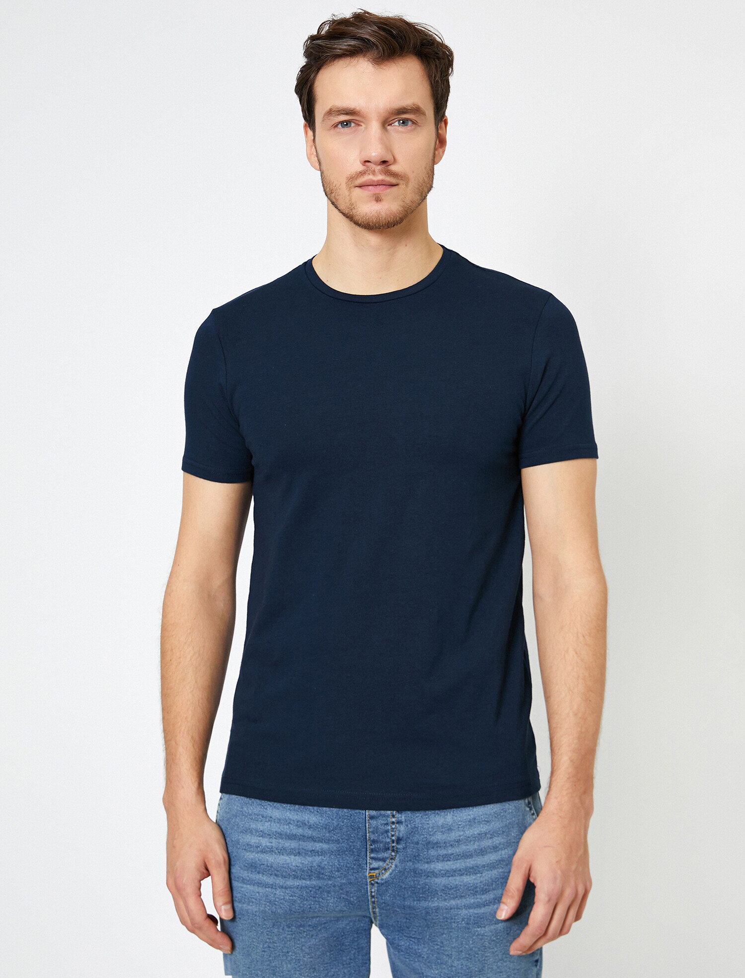 Bisiklet Yaka Dar Kesim Tişört