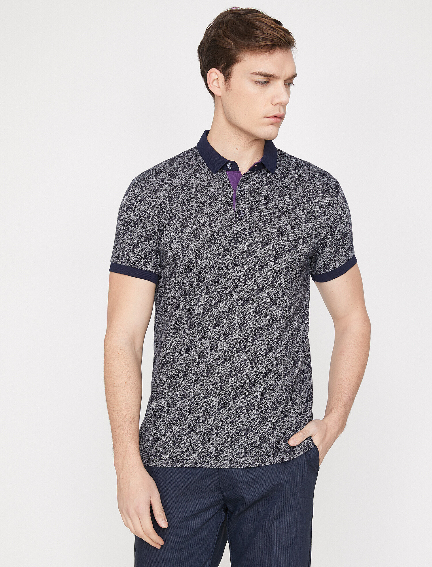 Desenli Polo Yaka Tişört Kısa Kollu