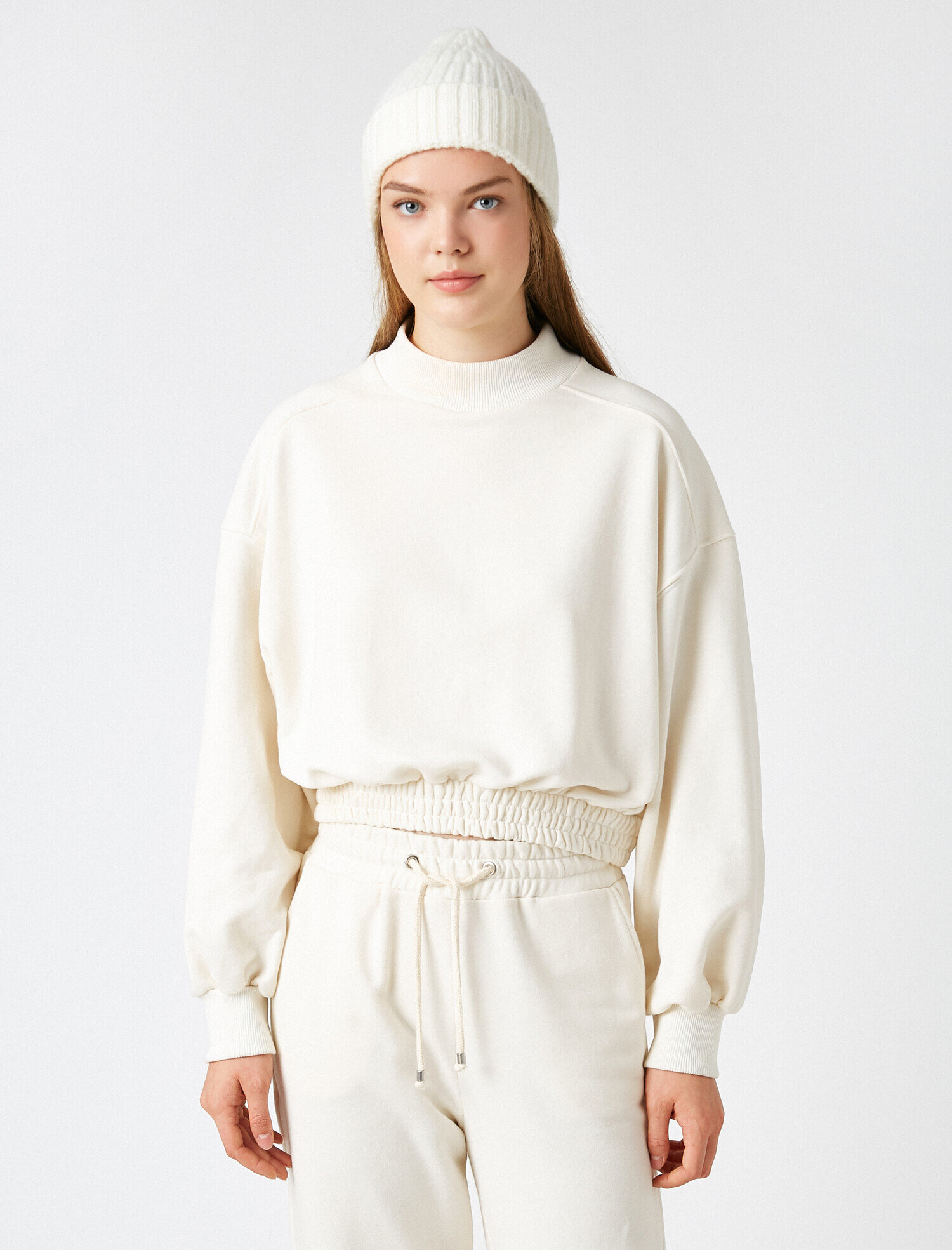   Dik Yaka Crop Sweatshirt