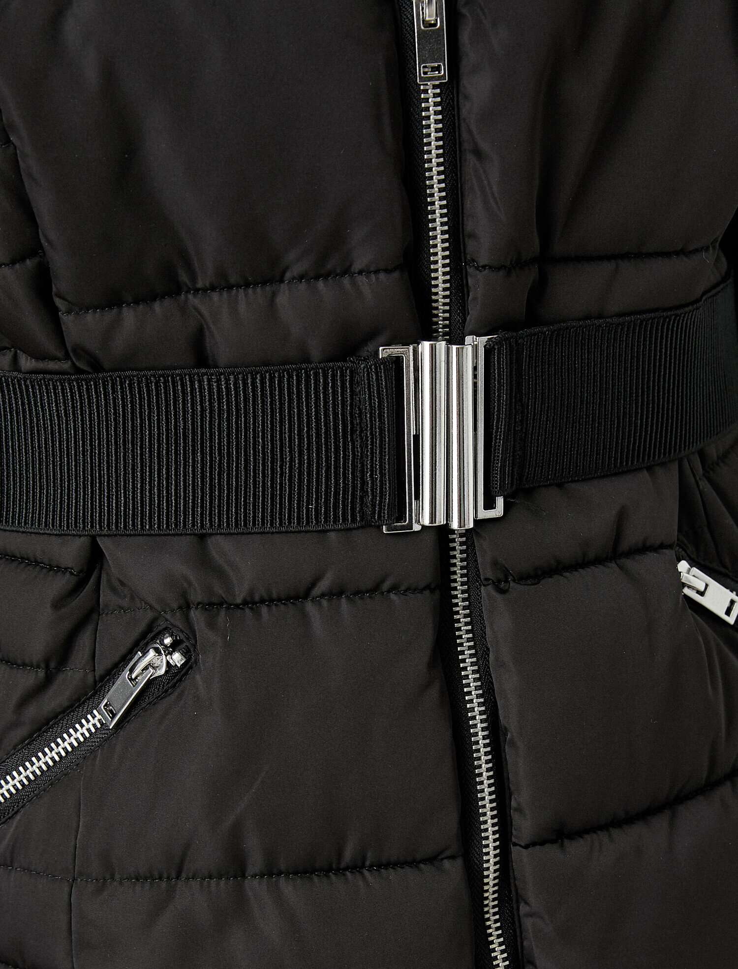   Kemerli Kapüşonlu Suni Kürk Detaylı Kaban