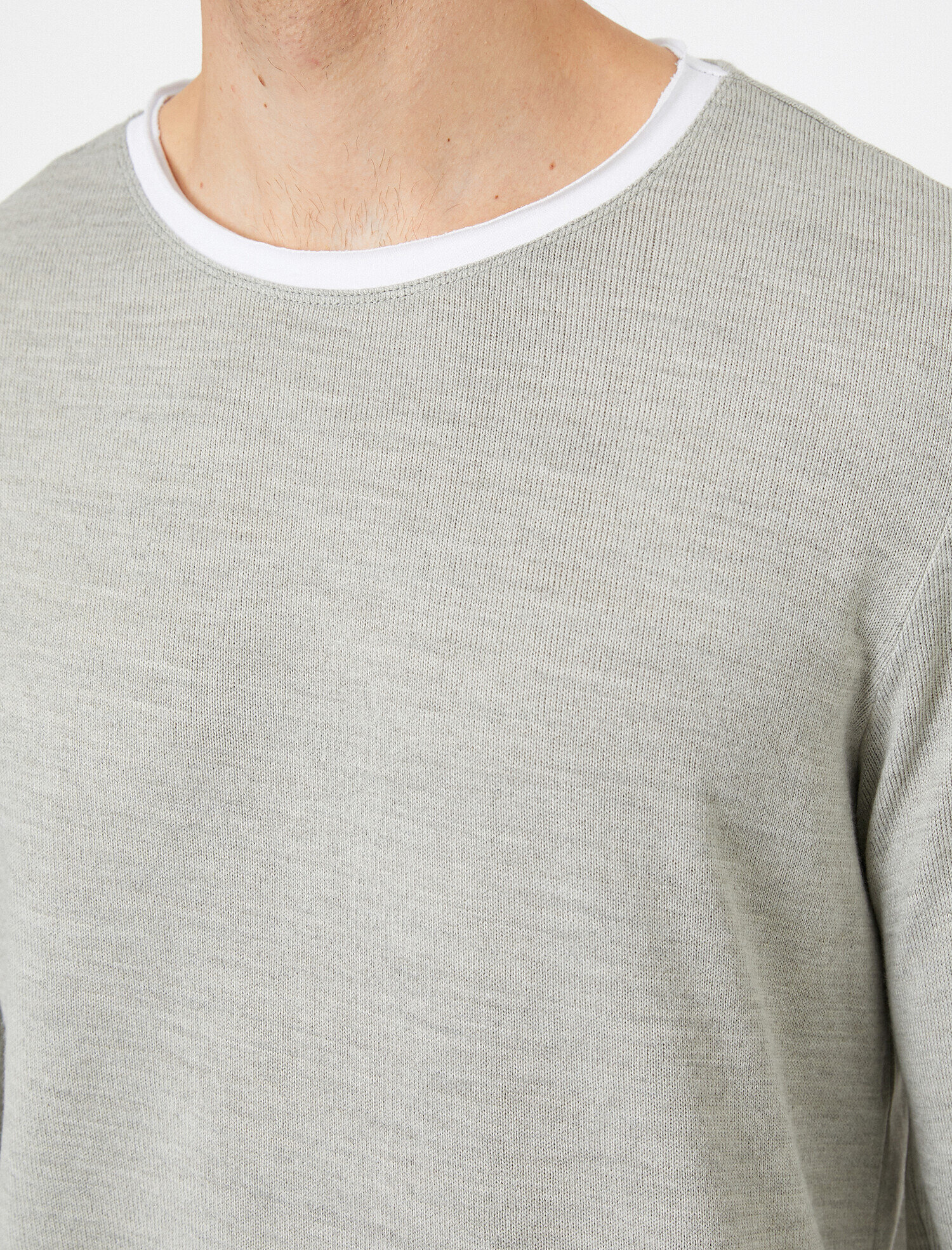   Bisiklet Yaka Tişört Detaylı Slim Fit Kazak