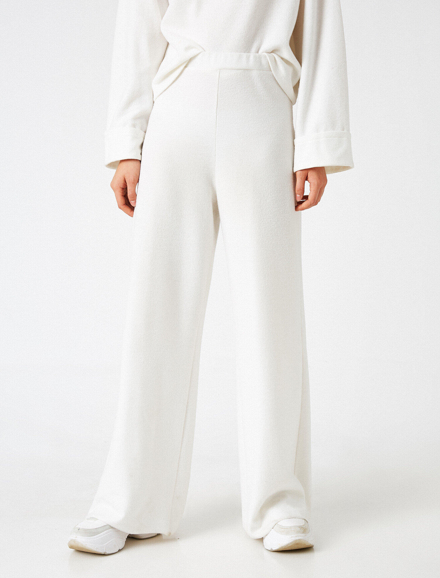   Pamuklu Geniş Paça Pantolon