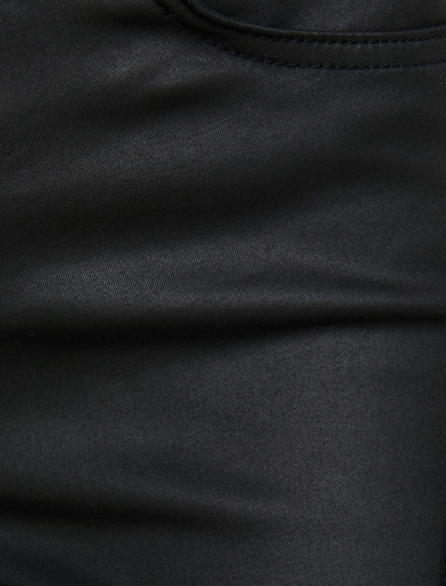   Deri Görünümlü Pantolon