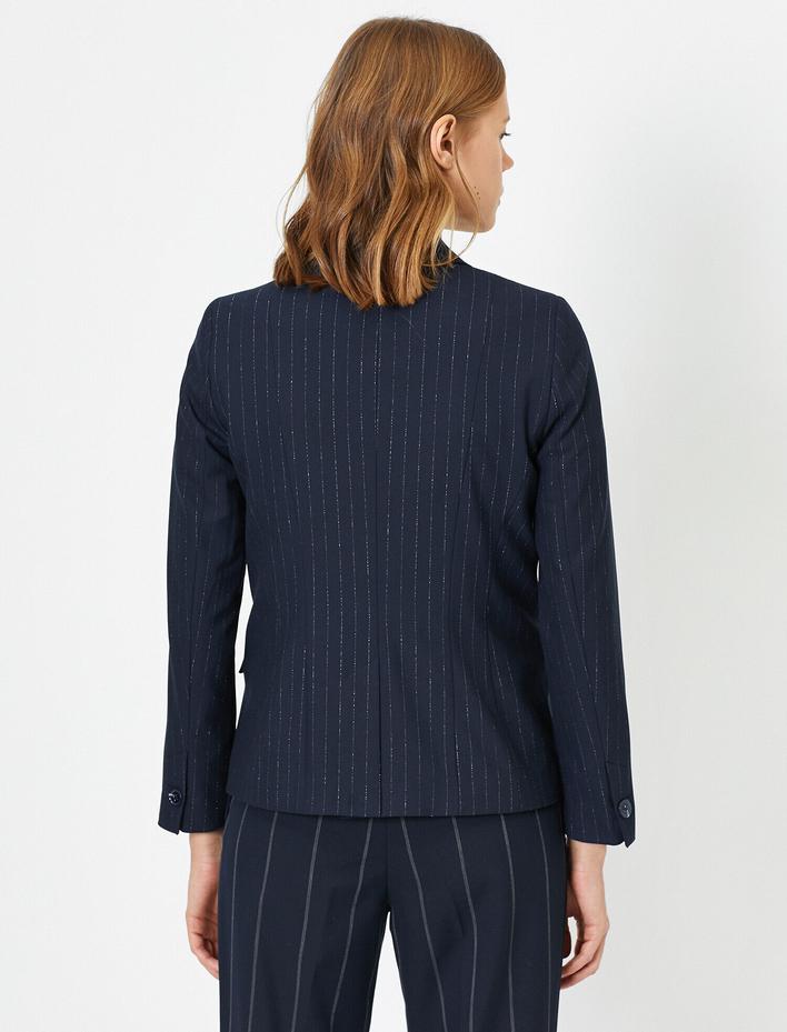 Cep Detaylı Çizgili Blazer Ceket