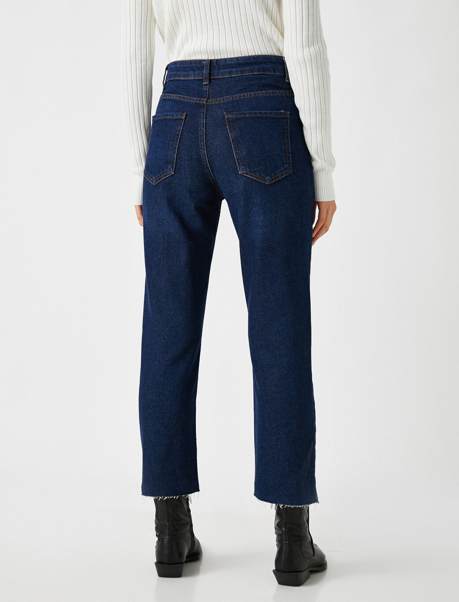  Eve Slim Jean - Yüksek Bel Normal Kesim Hafif Düz Paça Straight Jean Pantolon