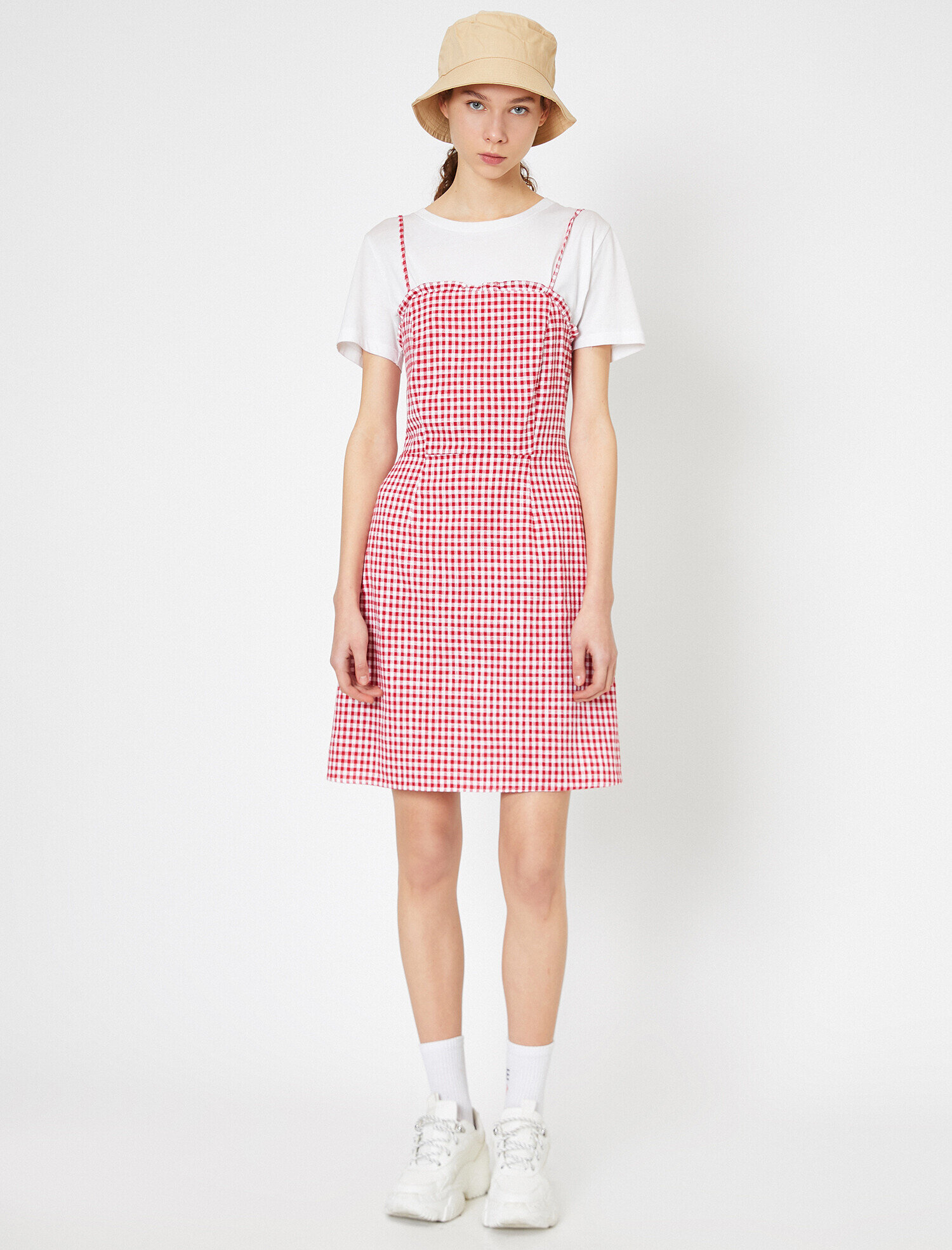   Ekoseli Dar Kesim İnce Askılı Elbise