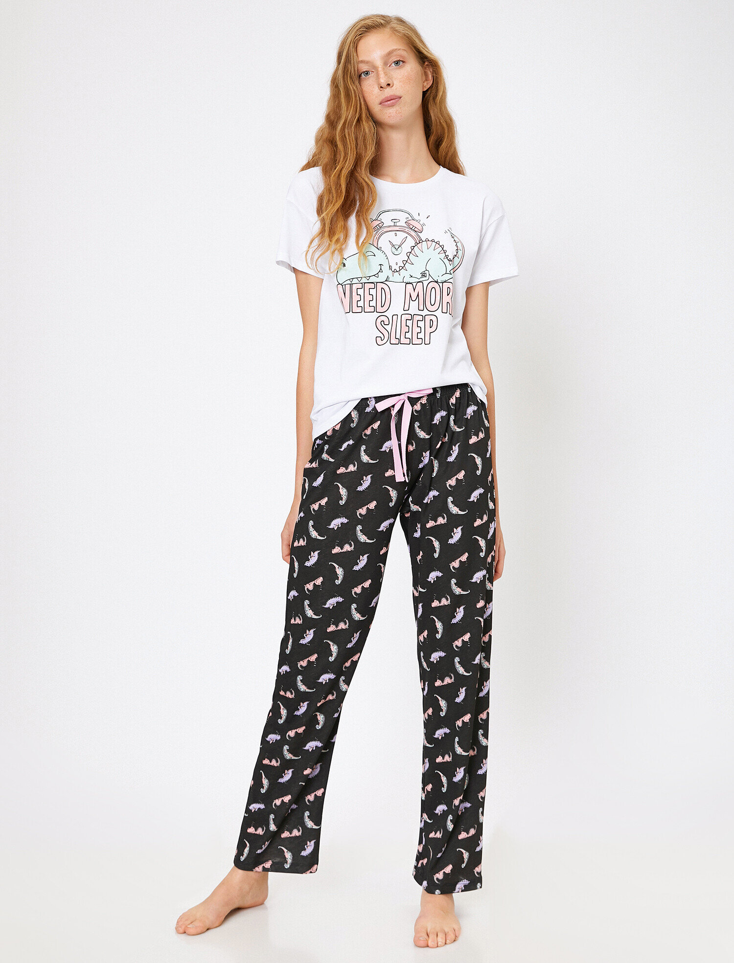   Yazılı Baskılı Pijama Takımı