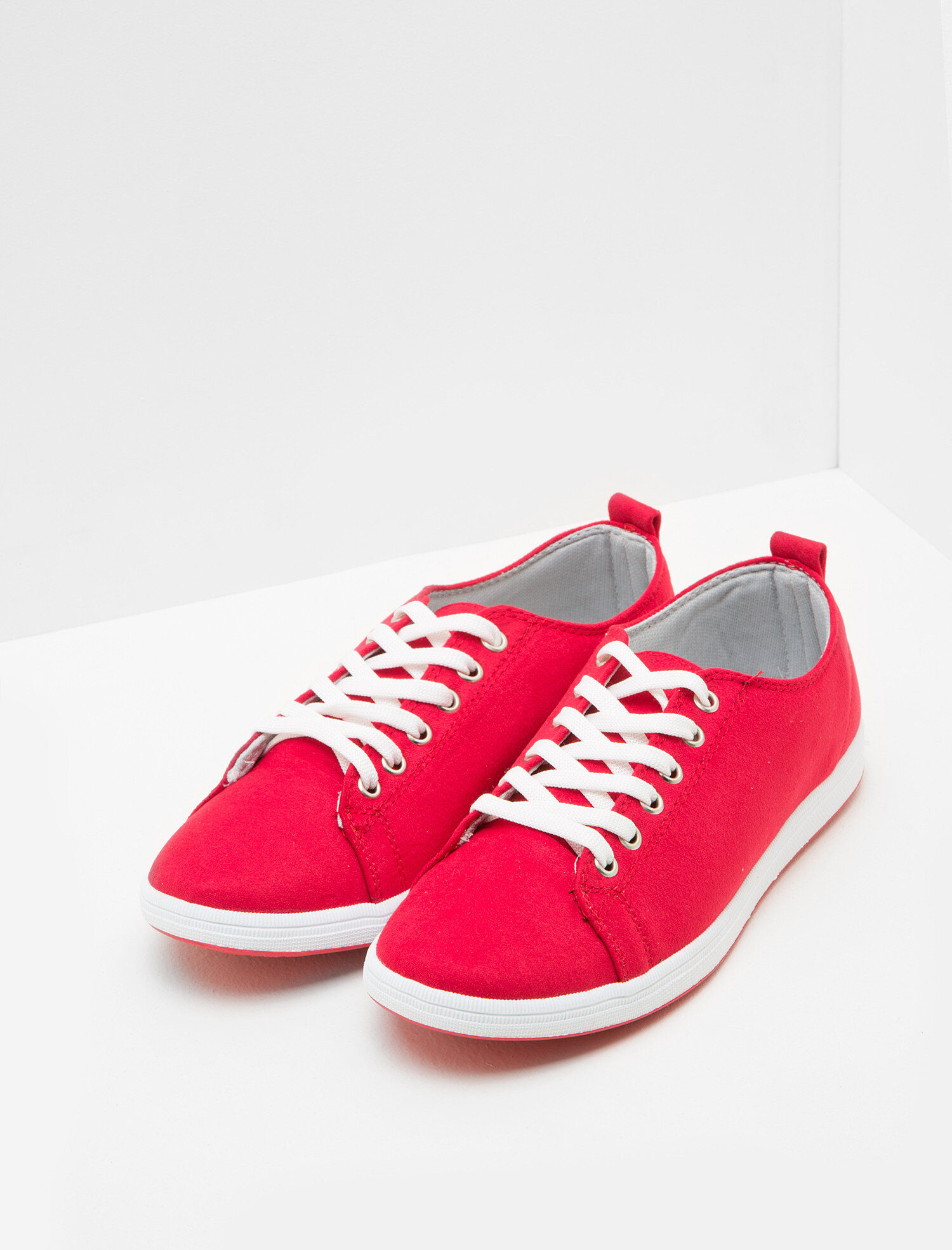  Kadın Bağcıklı Ayakkabı