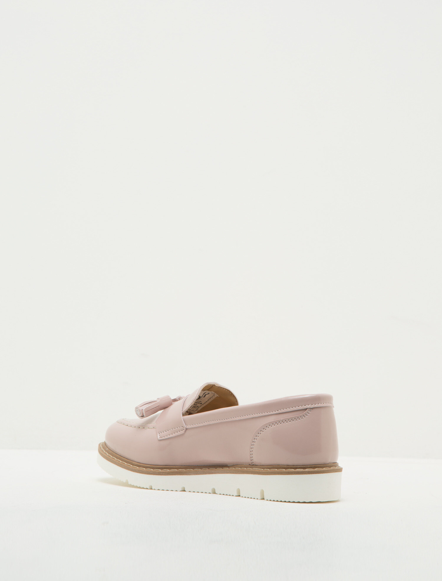  Kadın Fiyonk Detaylı Ayakkabı