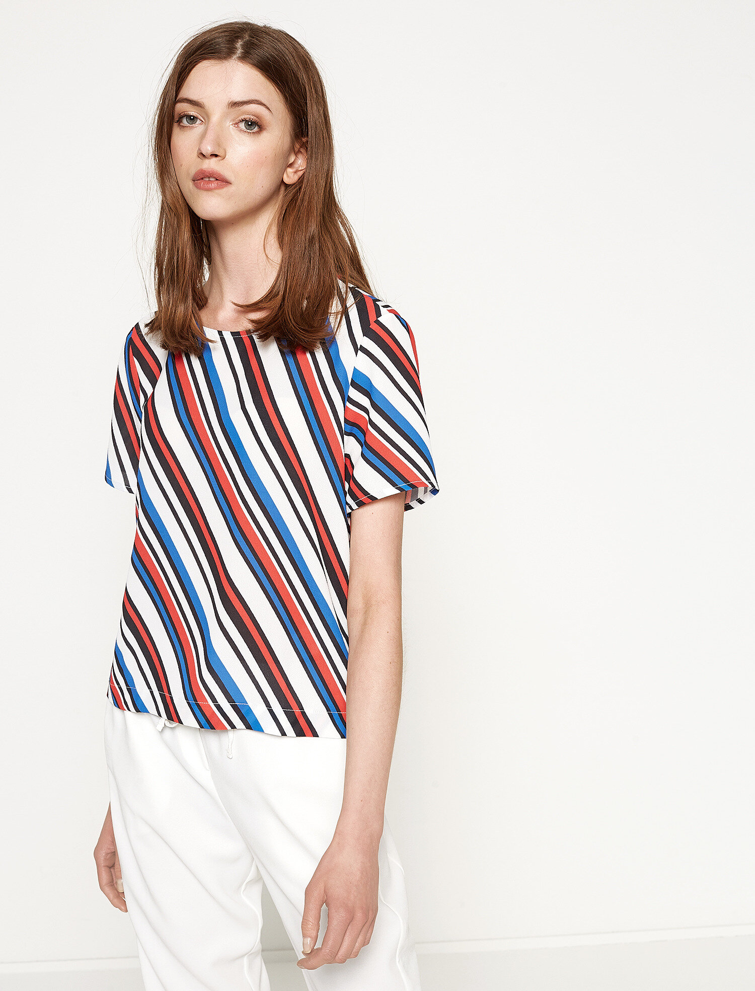   Desenli Bluz Kısa Kollu