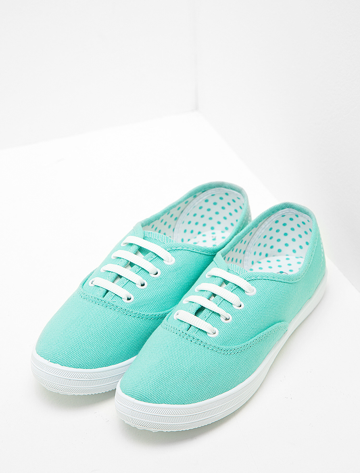  Kadın Bağcıklı Ayakkabı