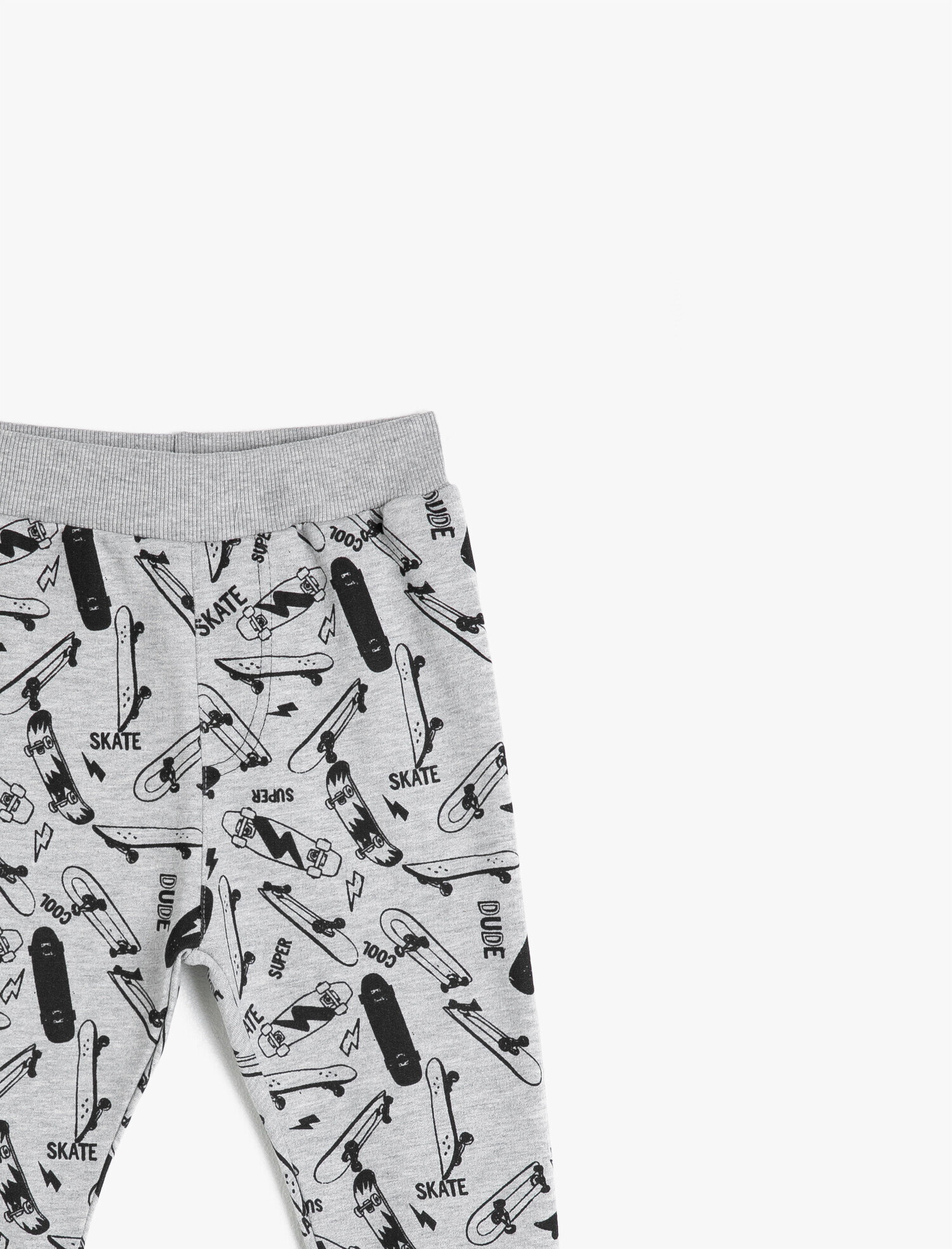  Erkek Çocuk Normal Bel Desenli Eşofman Altı