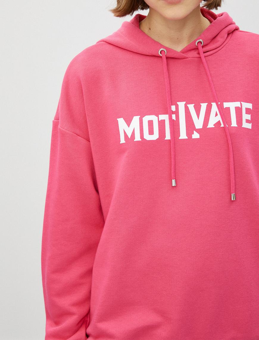   Pamuklu Kapüşonlu Yazılı Baskılı Sweatshirt Oversize