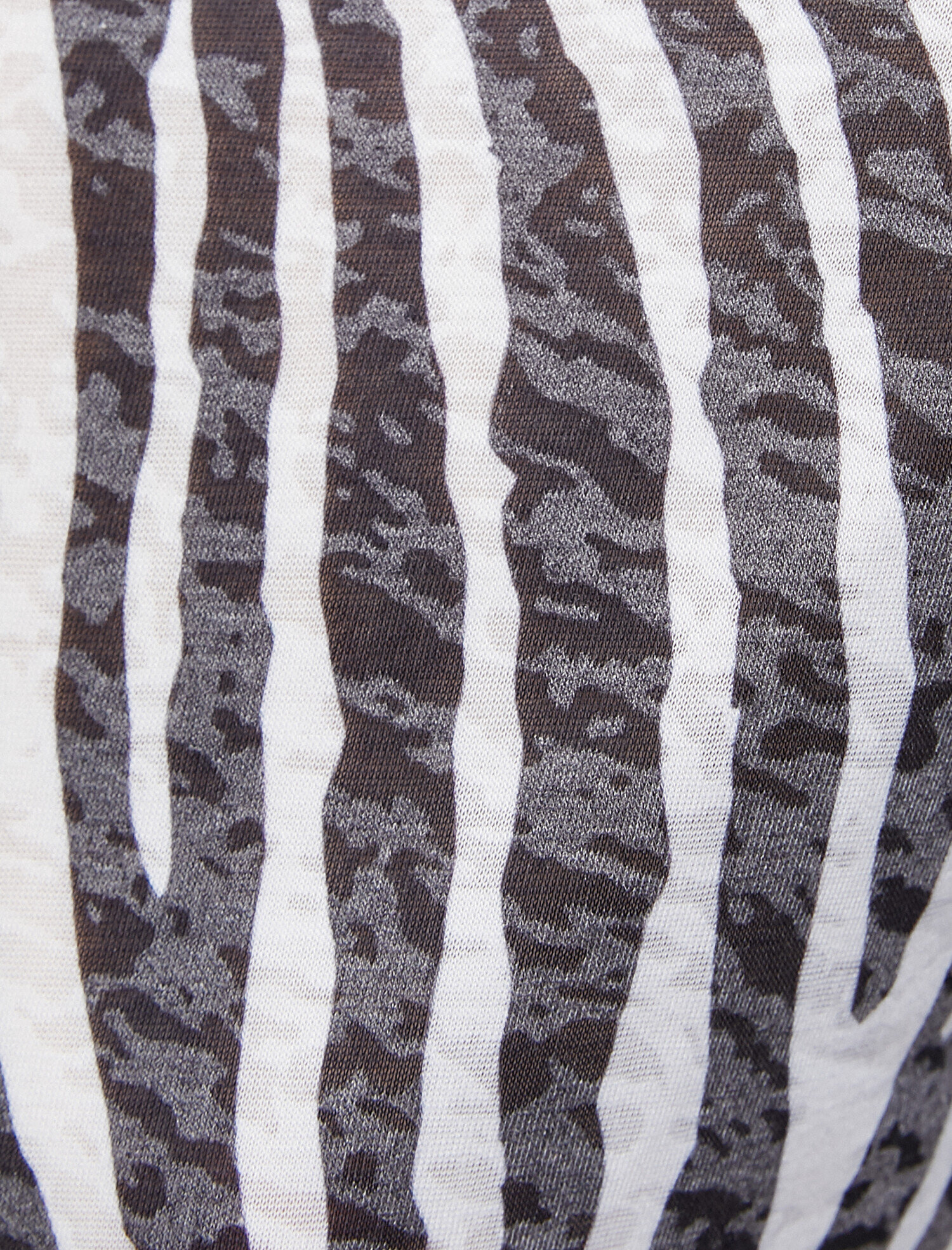   Zebra Desenli Tişört Kısa Kollu