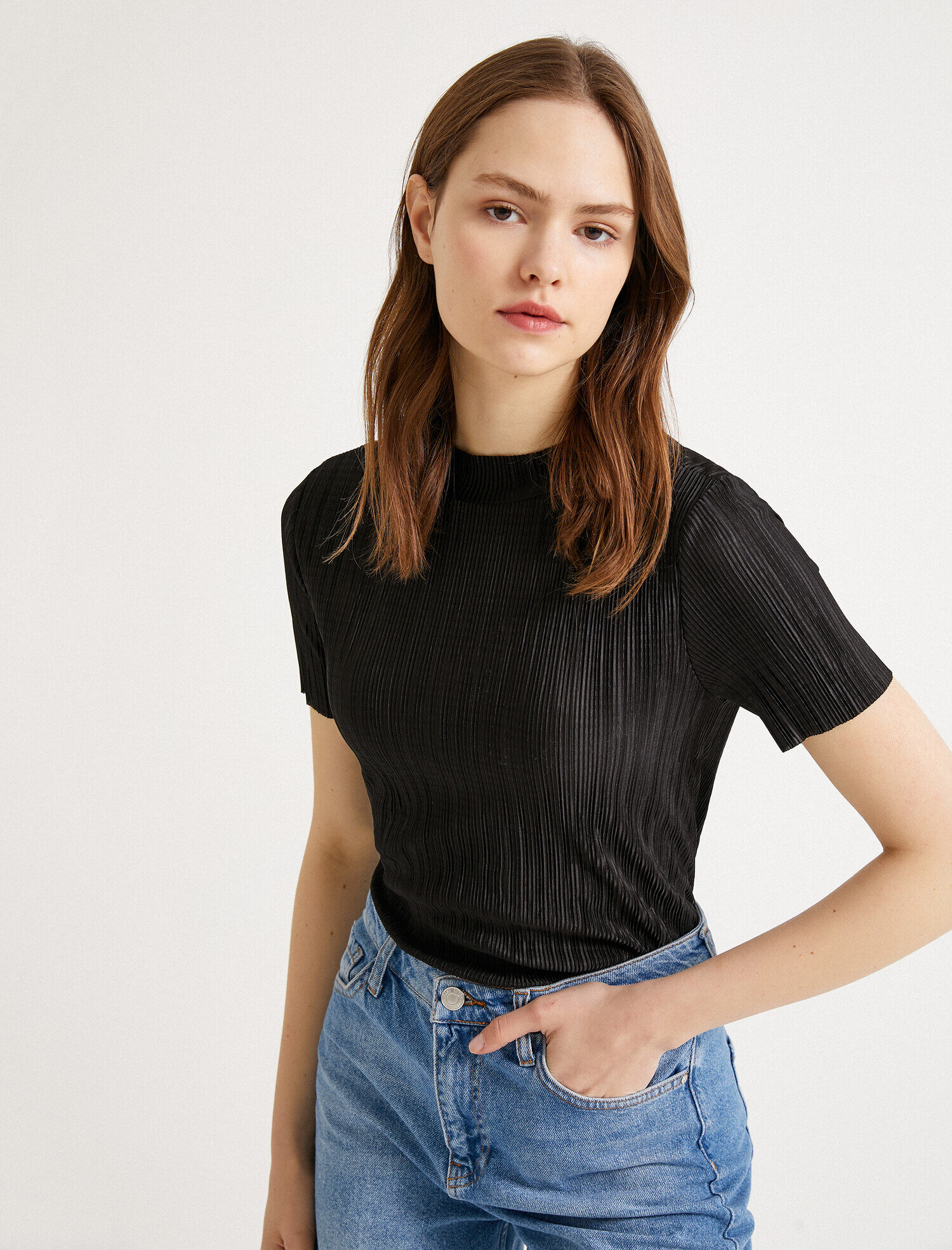   Dik Yaka Tişört Metalik