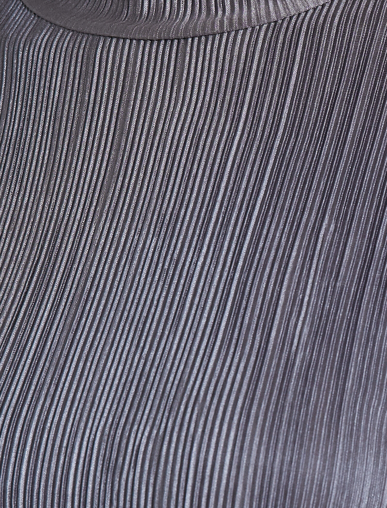   Dik Yaka Tişört Metalik