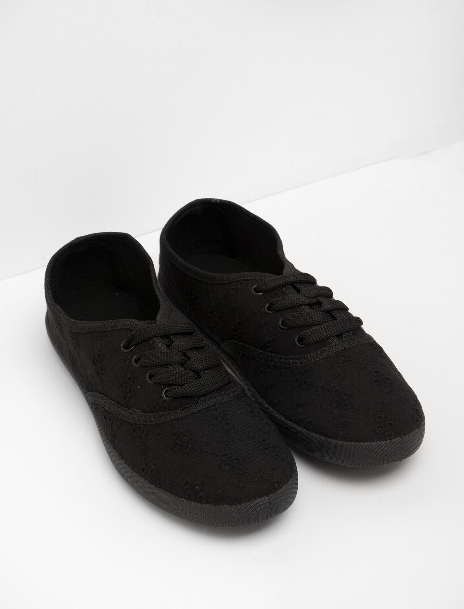  Kadın Bağcıklı Ayakkabı