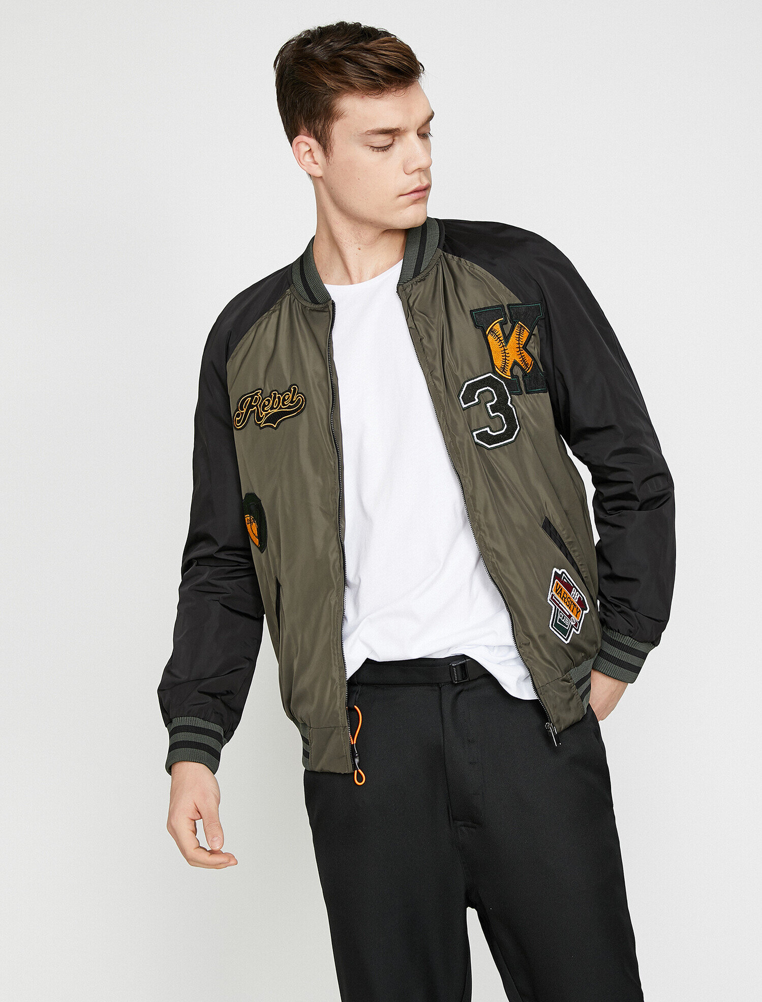   Aplikeli Kolej Ceket