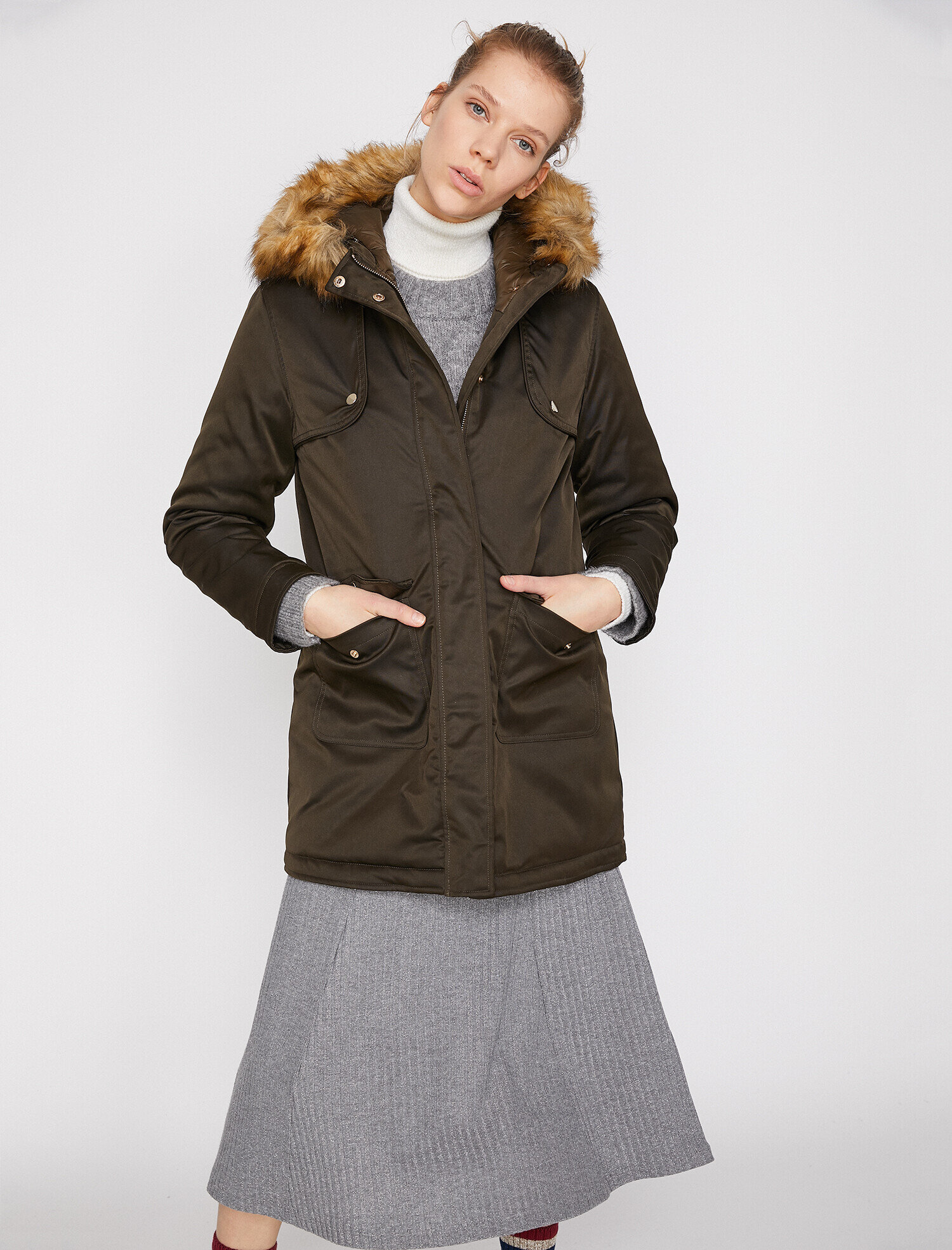   Suni Kürk Detaylı Parka