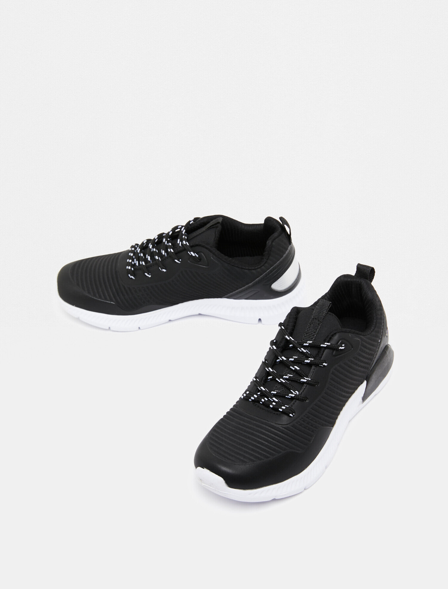  Kadın Bağcıklı Ayakkabı