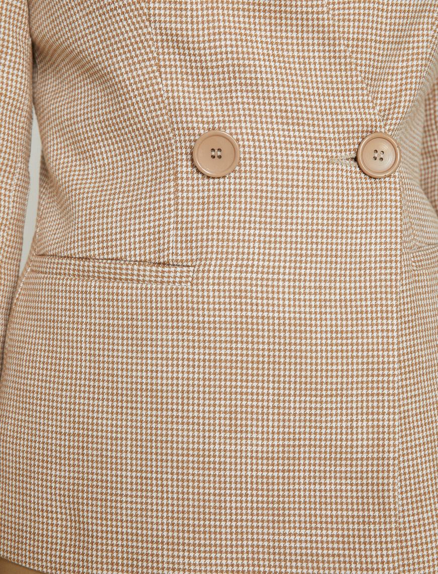   Düğme Detaylı Ceket