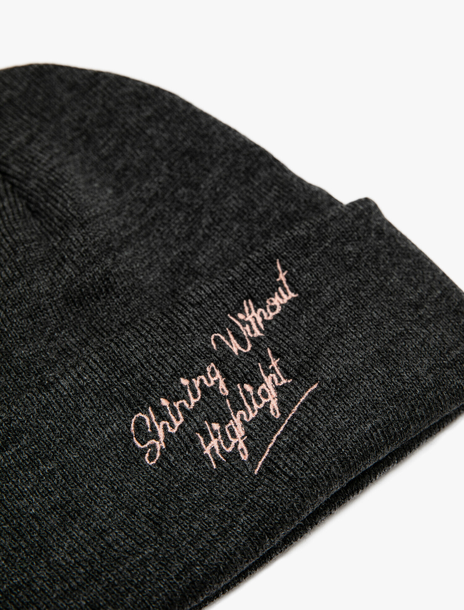  Kadın Slogan Detaylı Bere