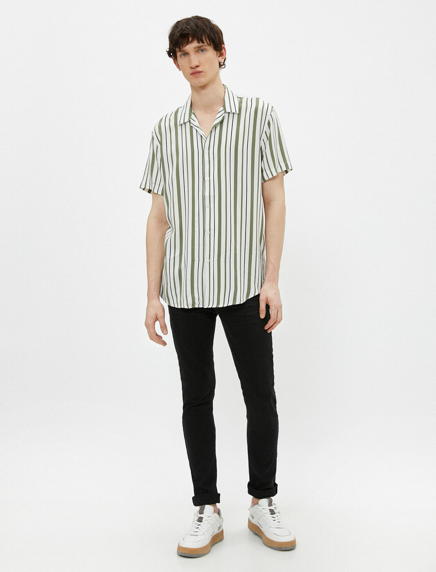   Kısa Kollu Gömlek Çizgili