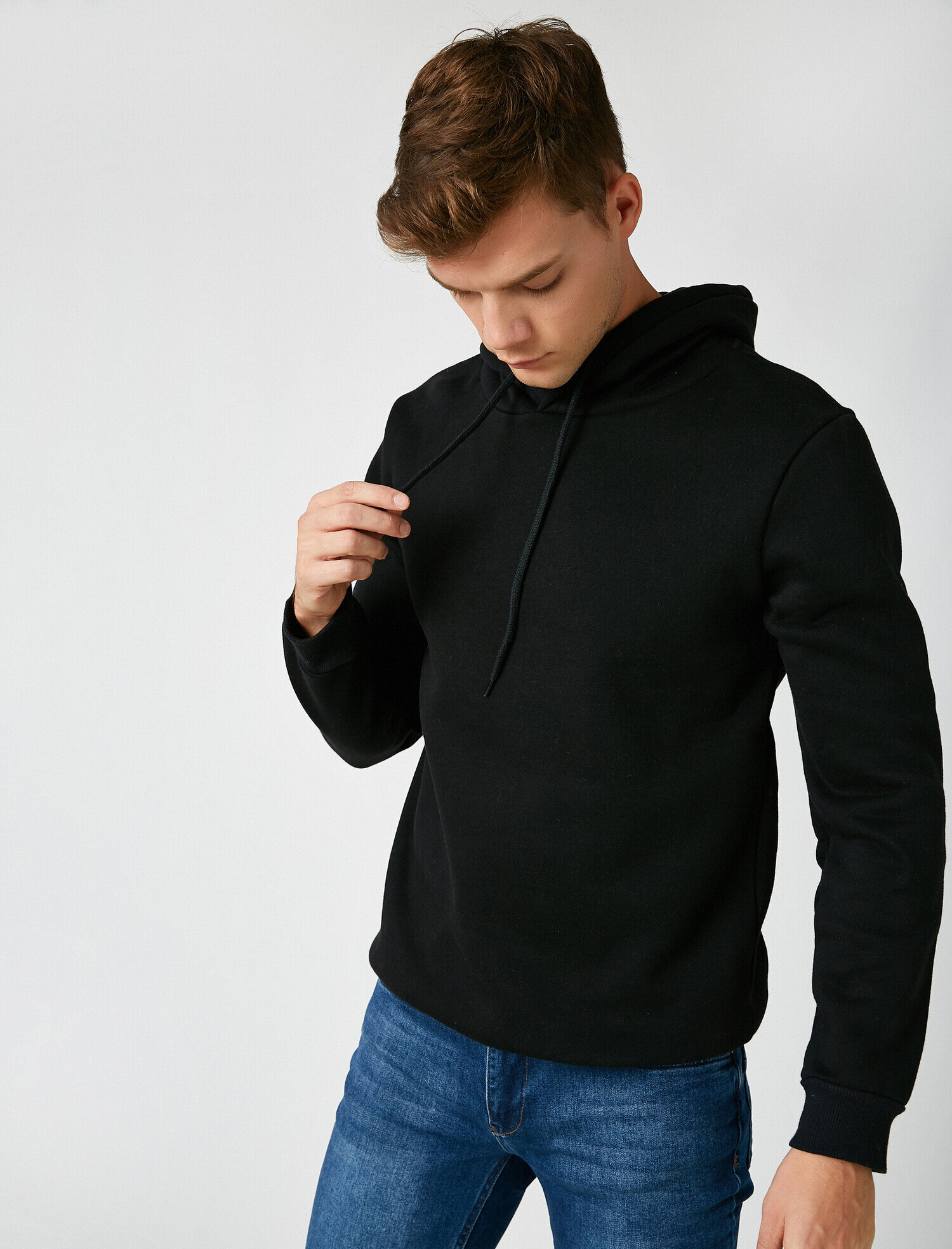   Kapüşonlu Uzun Kollu Sweatshirt