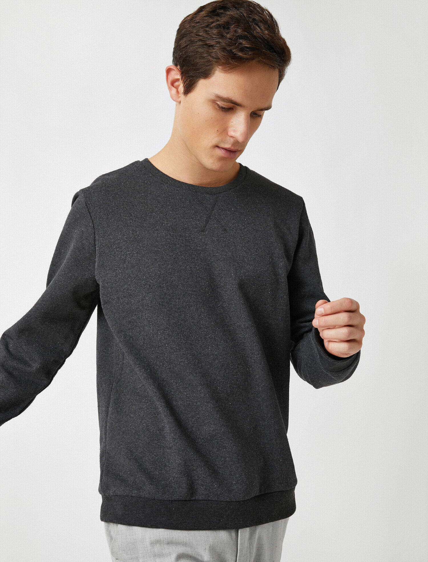   Bisiklet Yaka Basic Sweatshirt