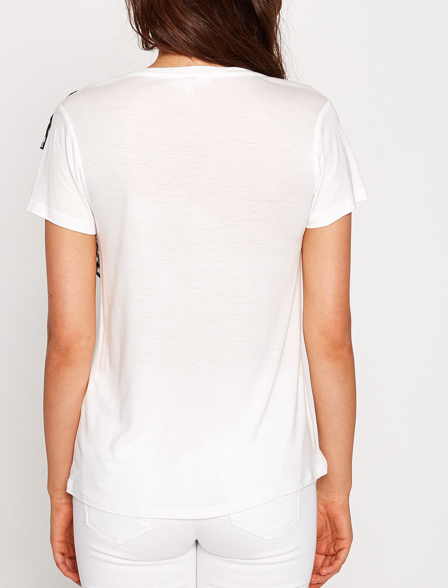   FIrfır Detaylı T-Sirt