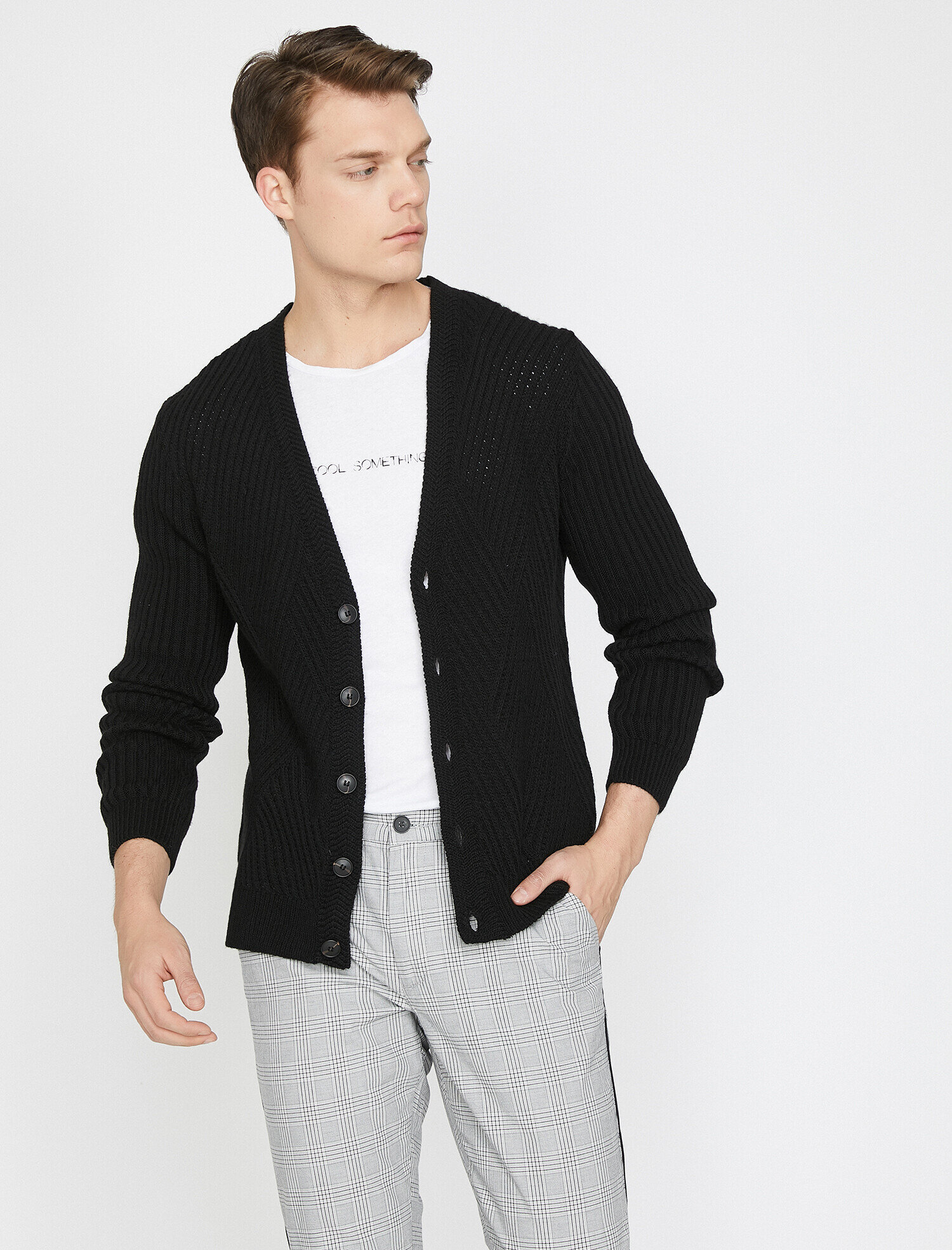   Düğme Detaylı Triko Hırka