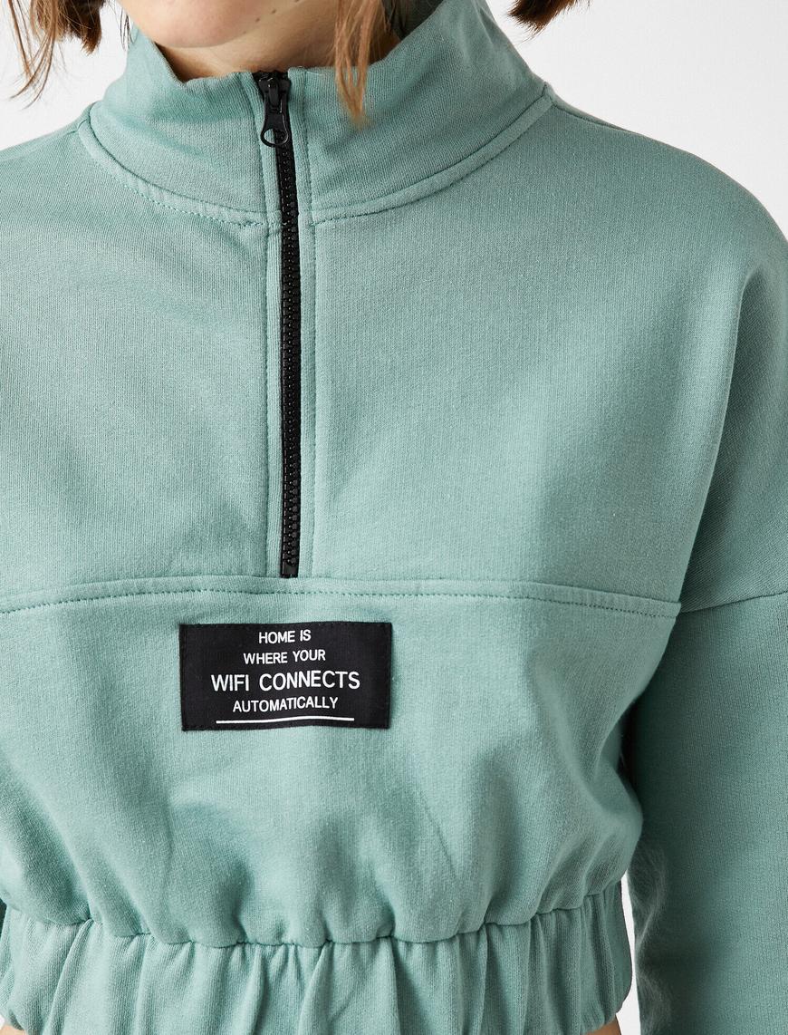   %100 Pamuk Sloganlı Crop Sweatshirt