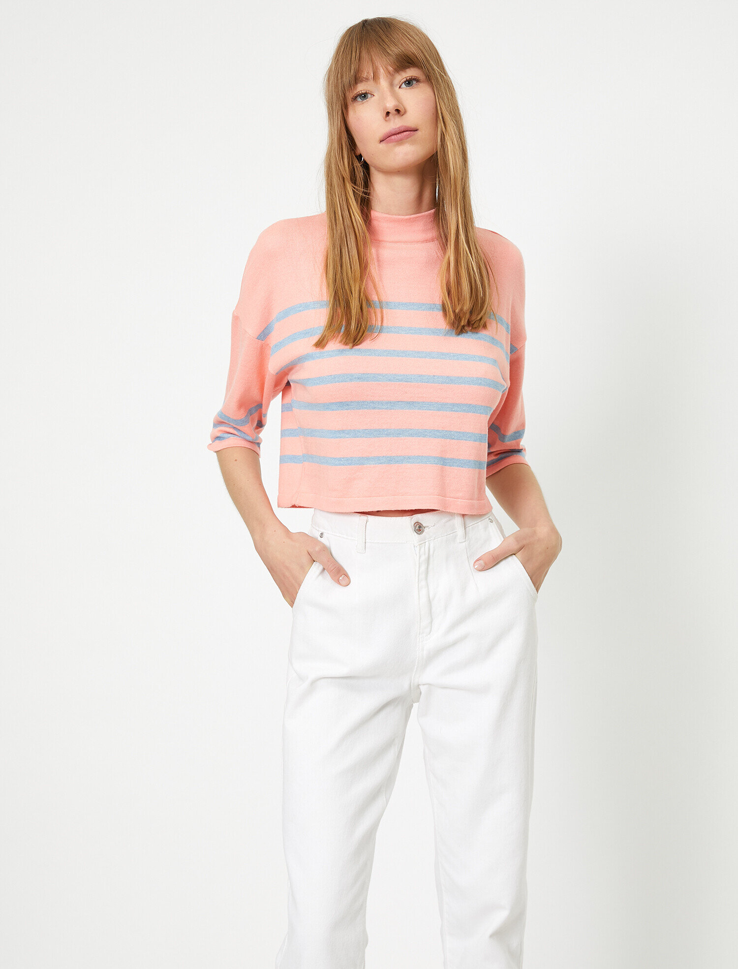   Çizgili Dik Yaka İnce Triko Kazak