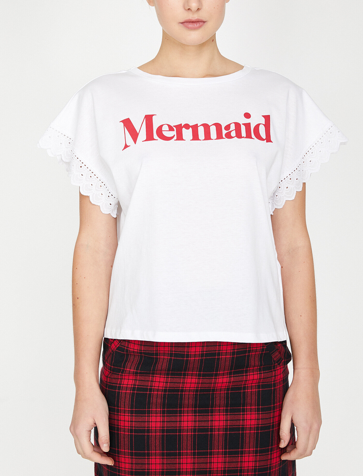   Dantel Detaylı Tişört