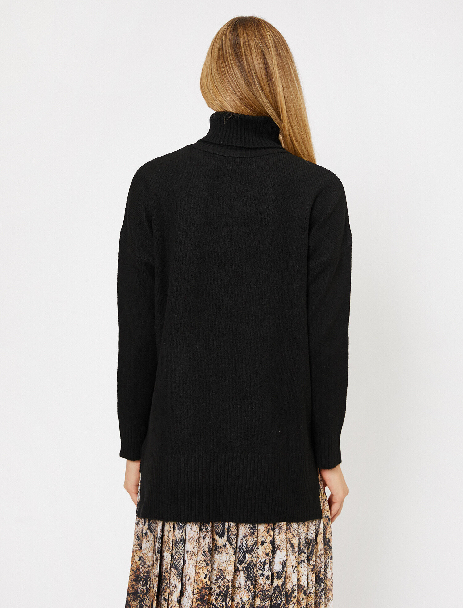   Cep Detaylı Triko Tunik