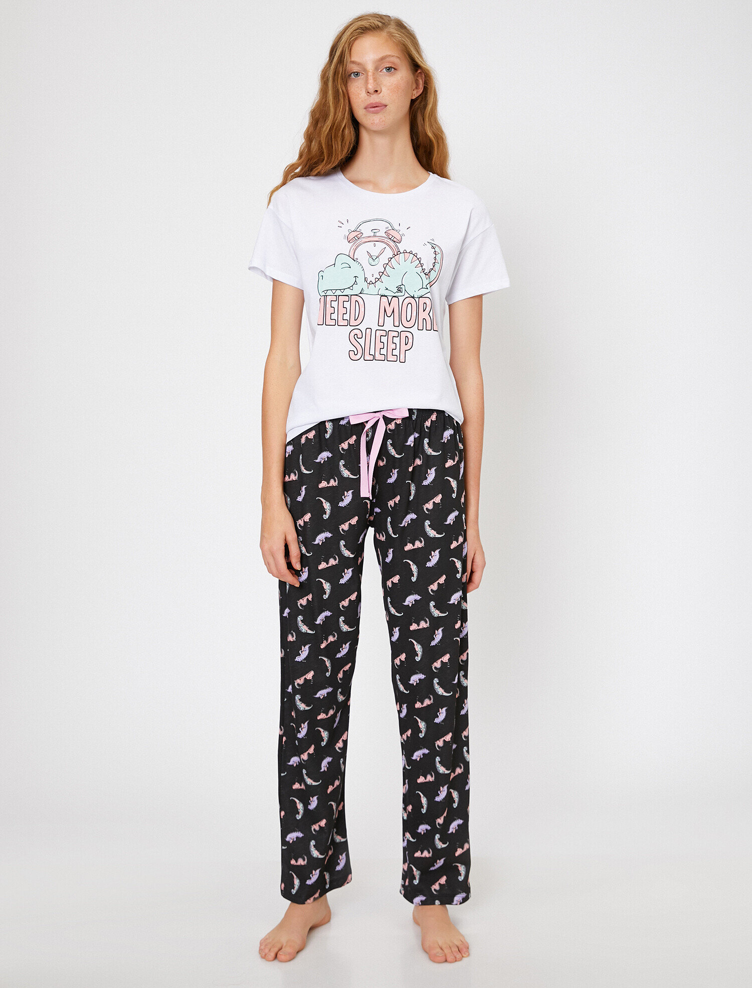   Yazılı Baskılı Pijama Takımı