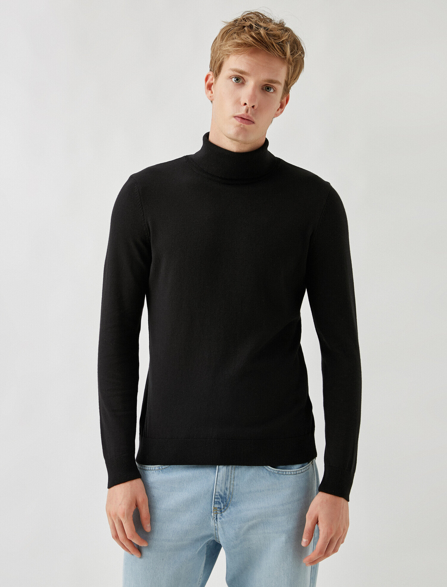   Basic Boğazlı Kazak