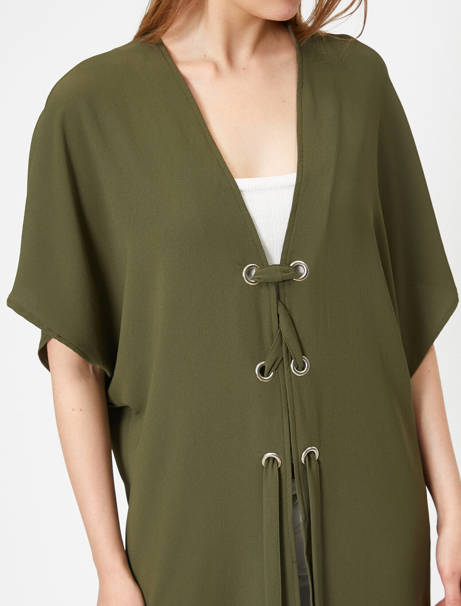   Bağcık Detaylı Kimono