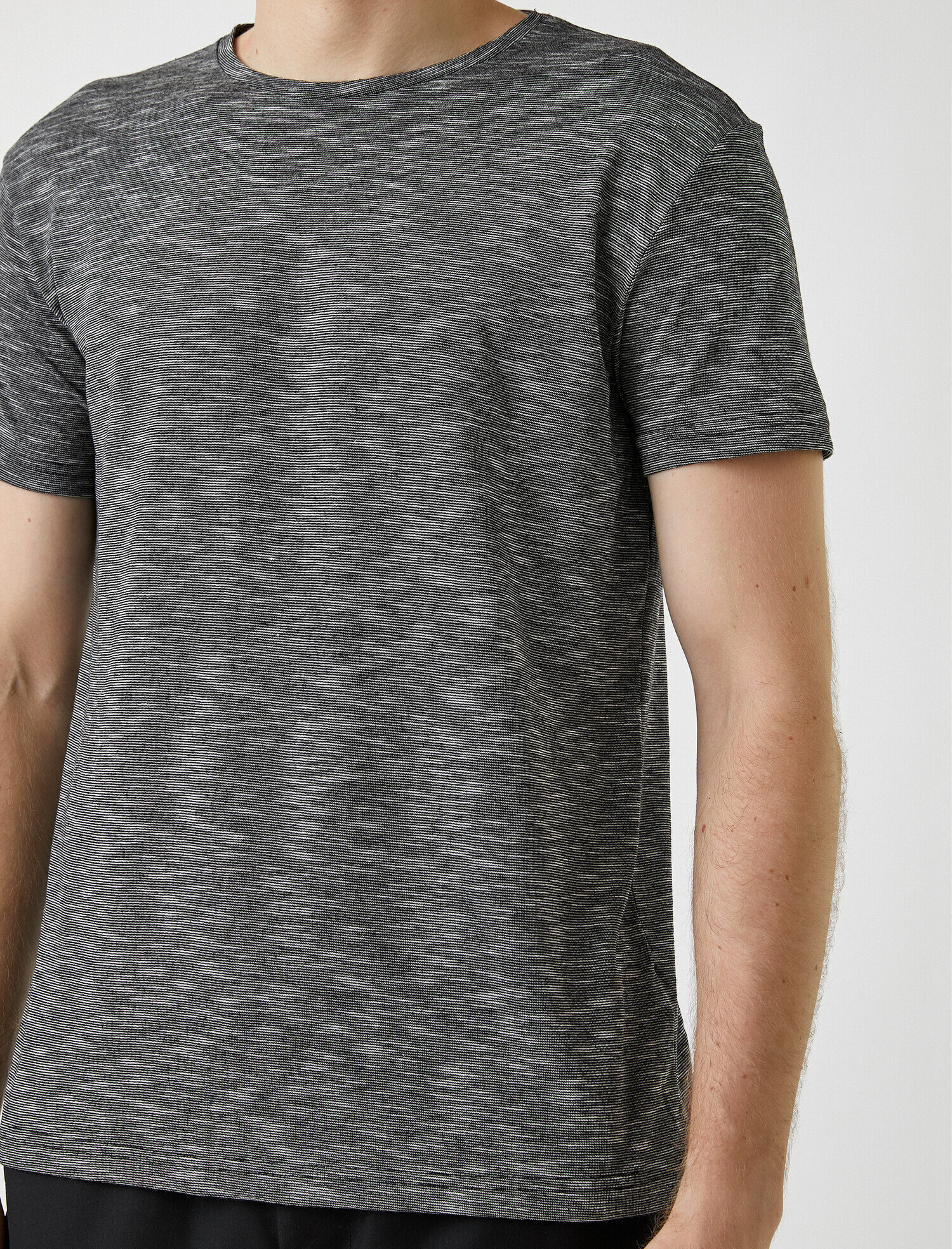   Kırçıllı Basic Tişört