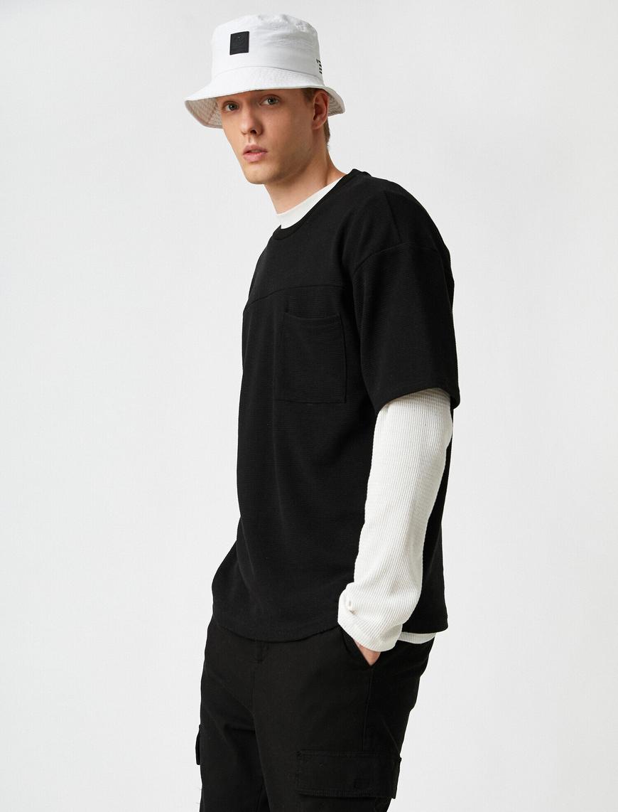   Göğüs Cepli Oversize Tişört