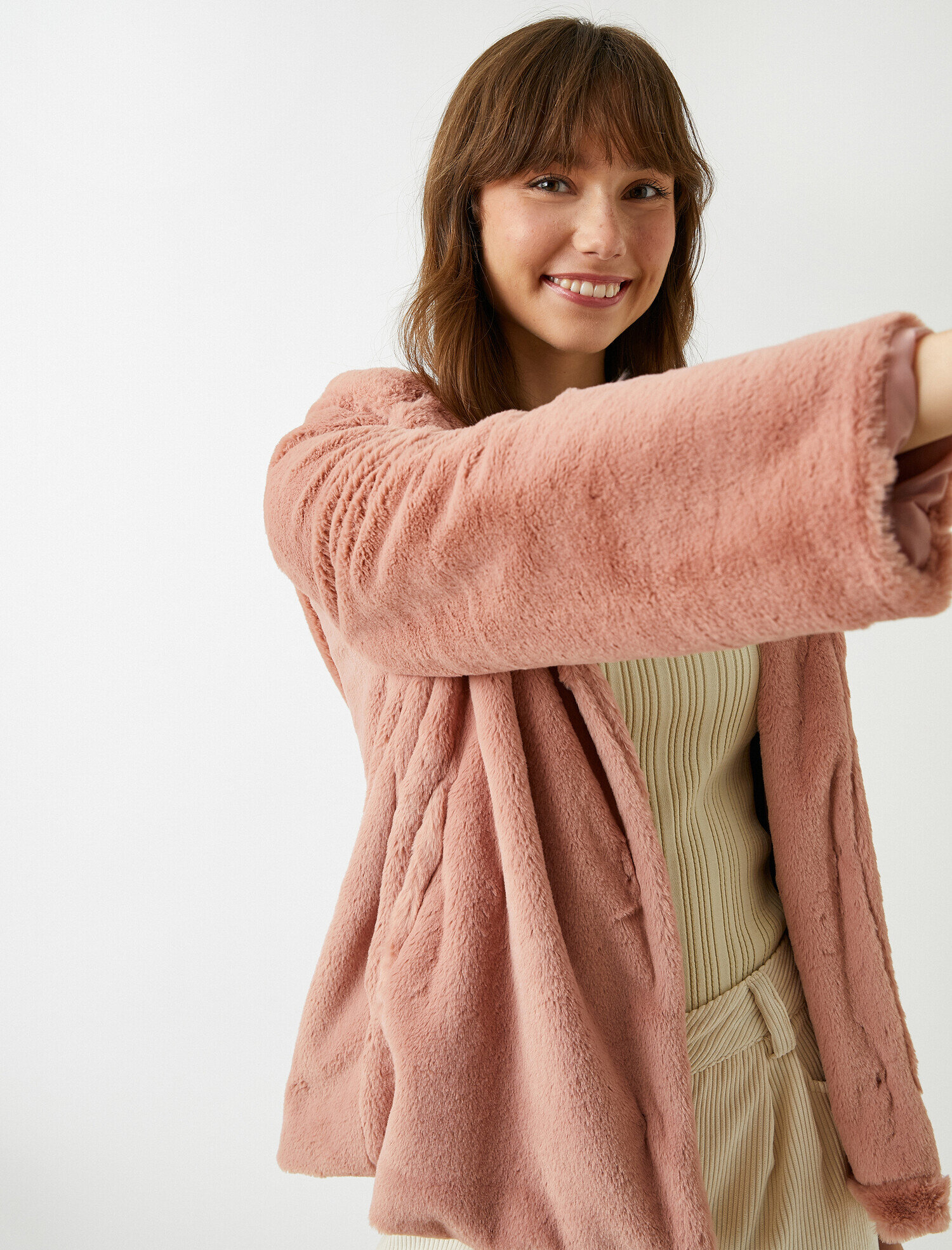   Kapüşonlu Suni Kürk Kısa Ceket