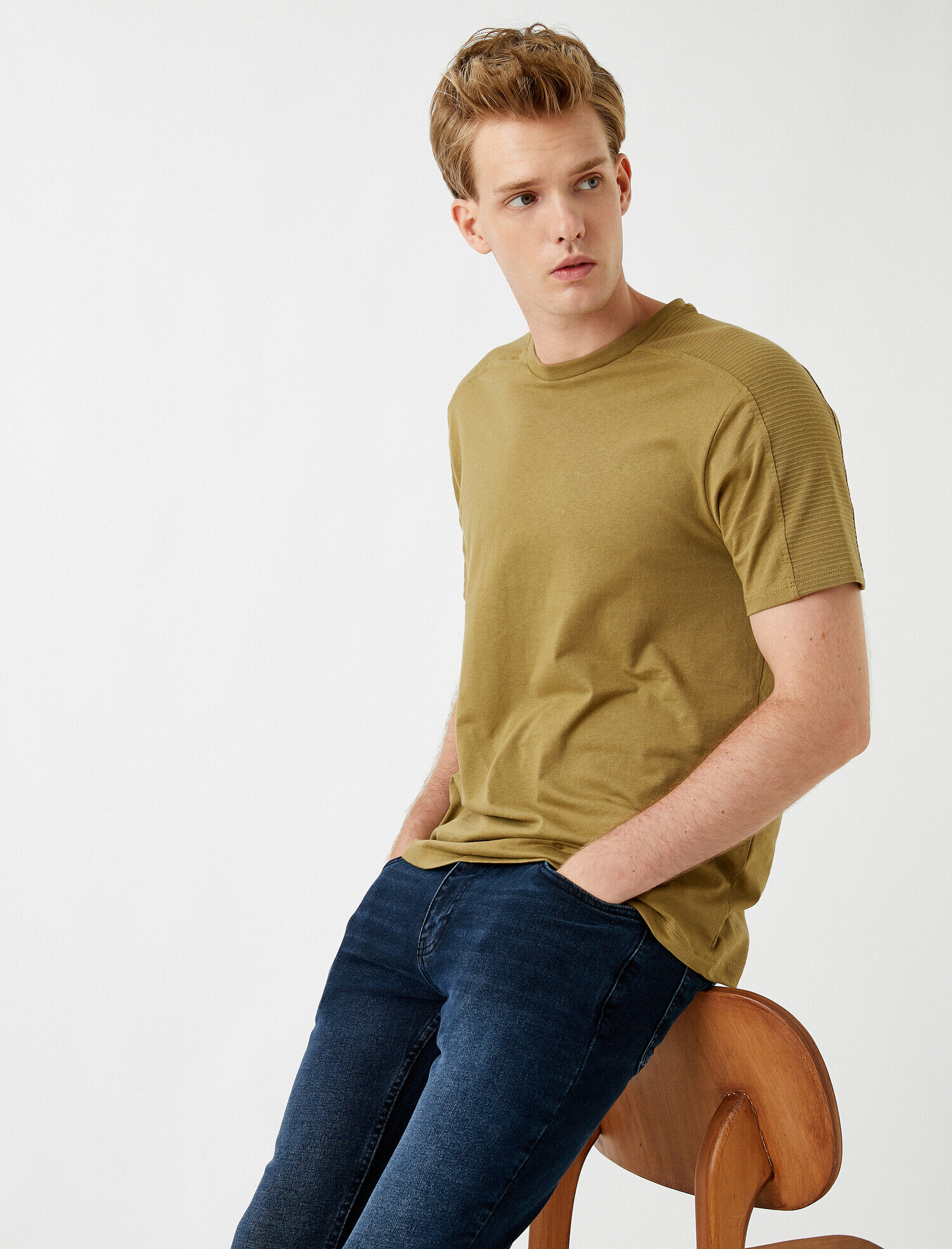   Slim Fit Basic Tişört Pamuklu