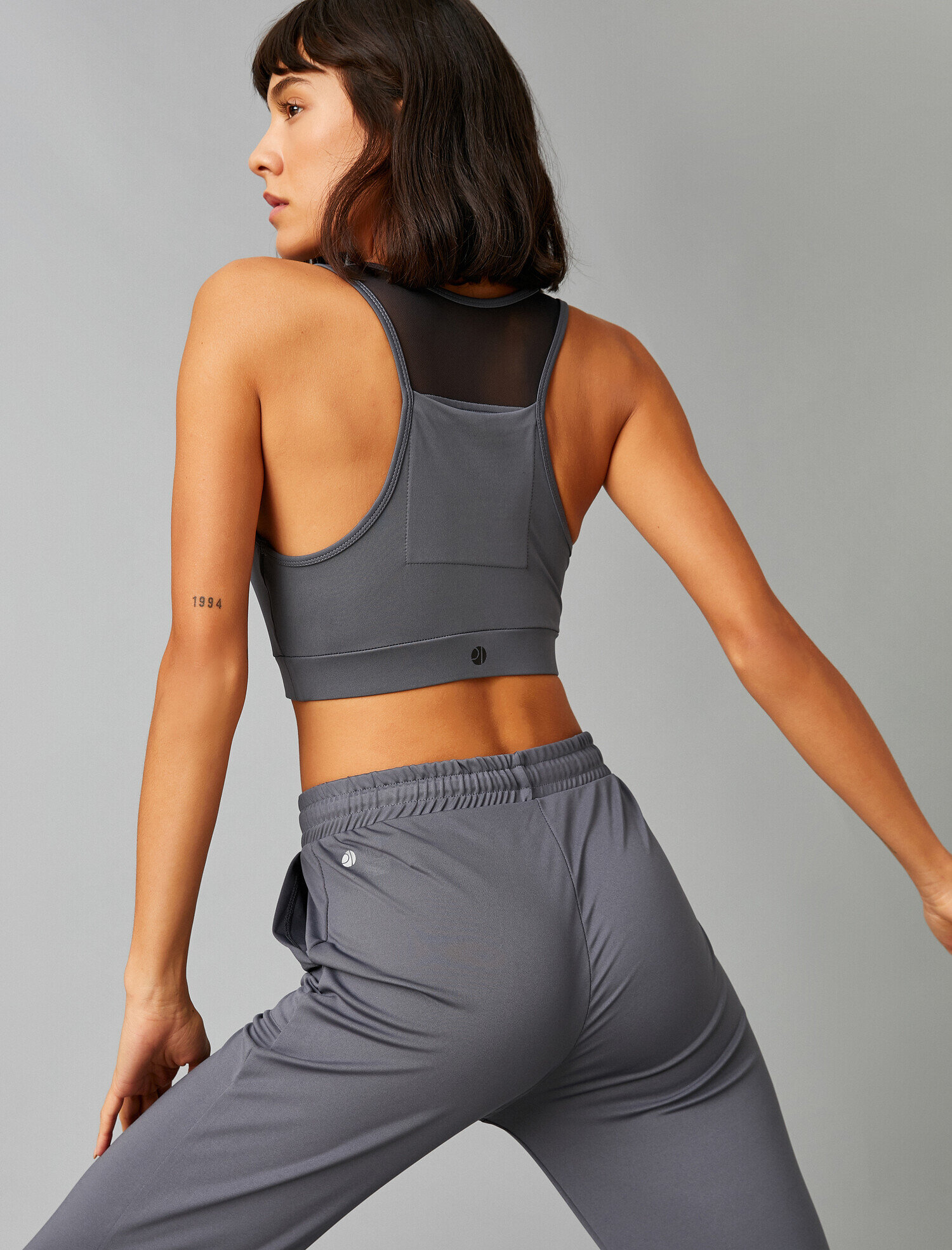   Sporcu Sütyeni Sırt Detaylı