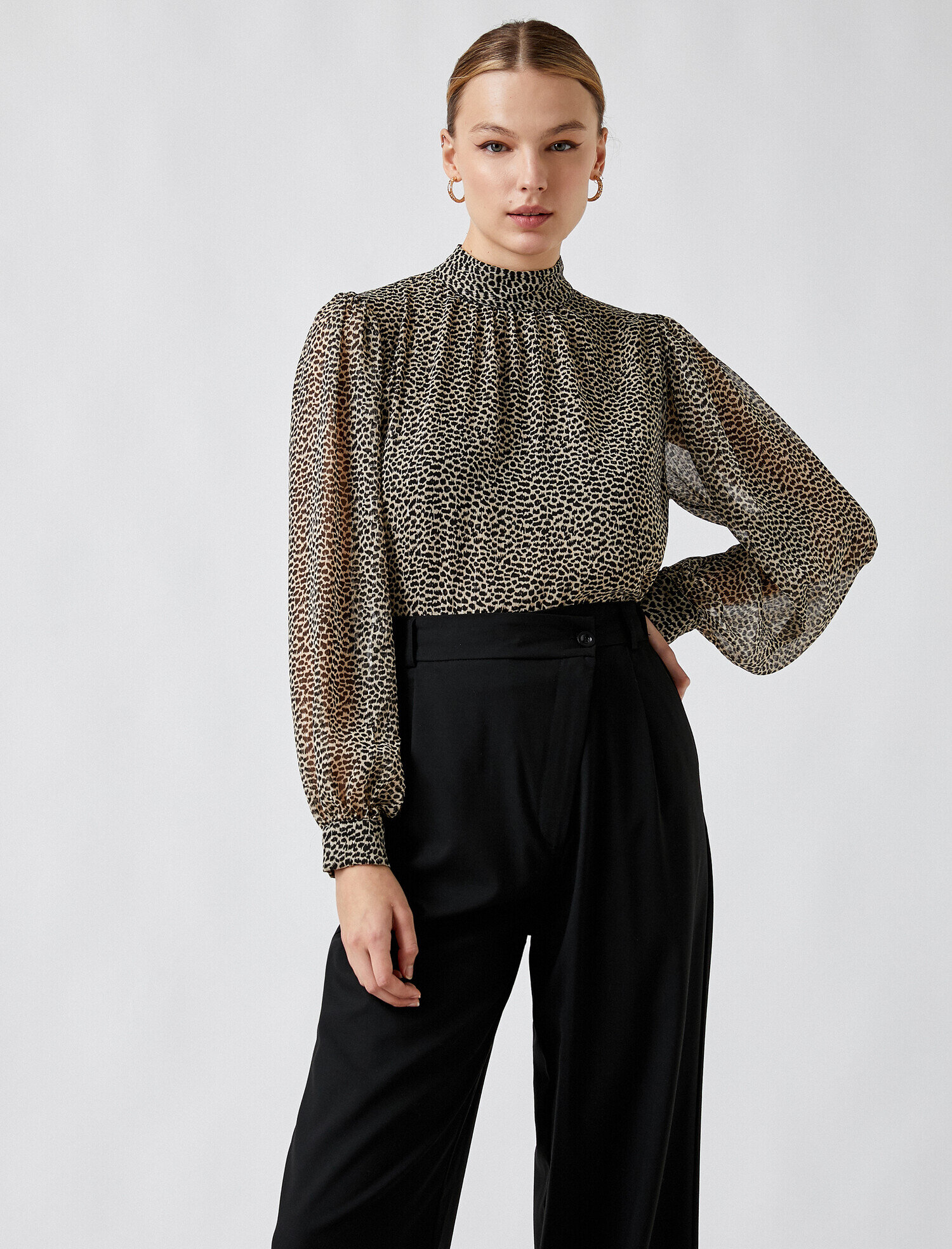 Leopar Desenli Bluz Uzun Kollu