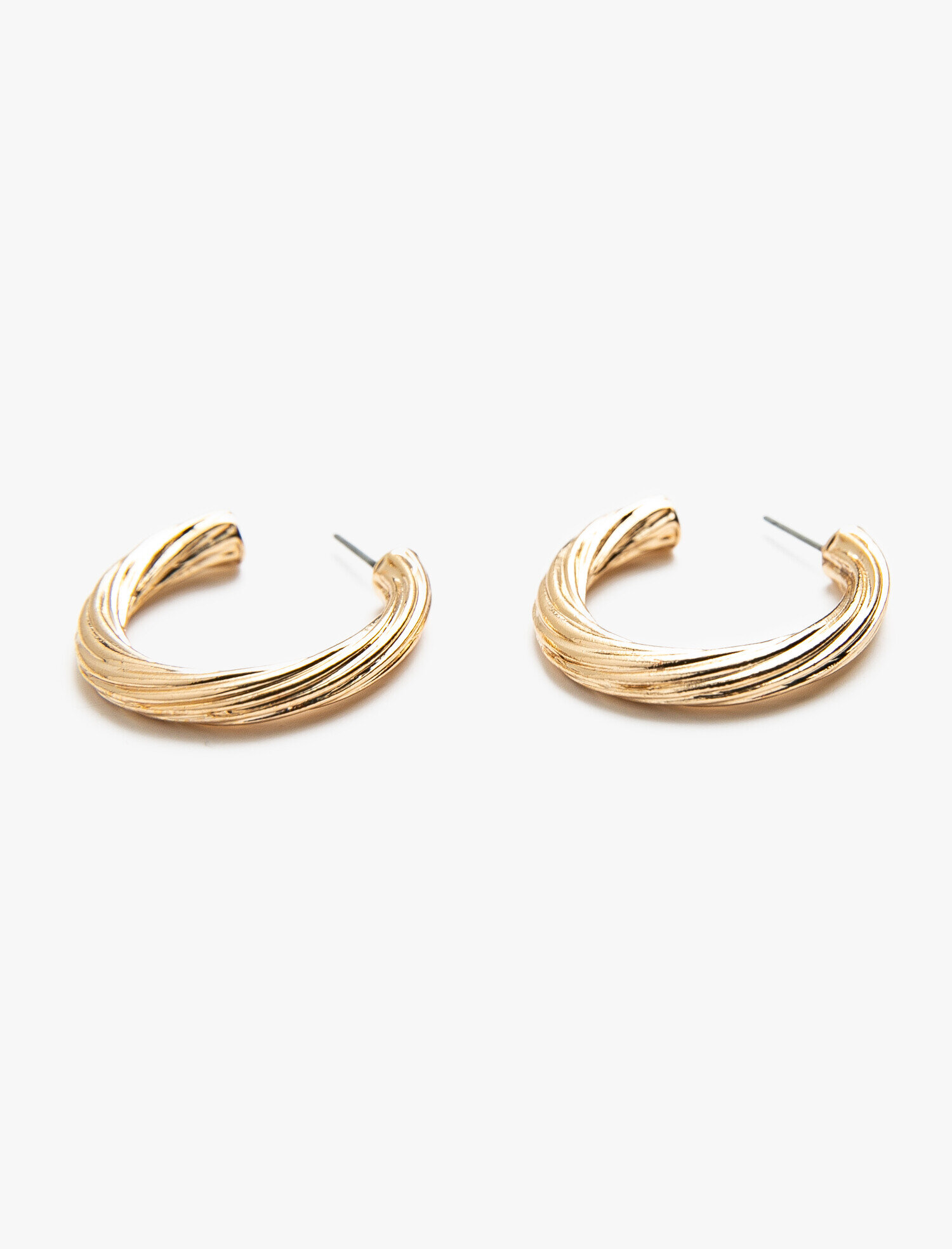  Kadın Burgu Halka Küpe