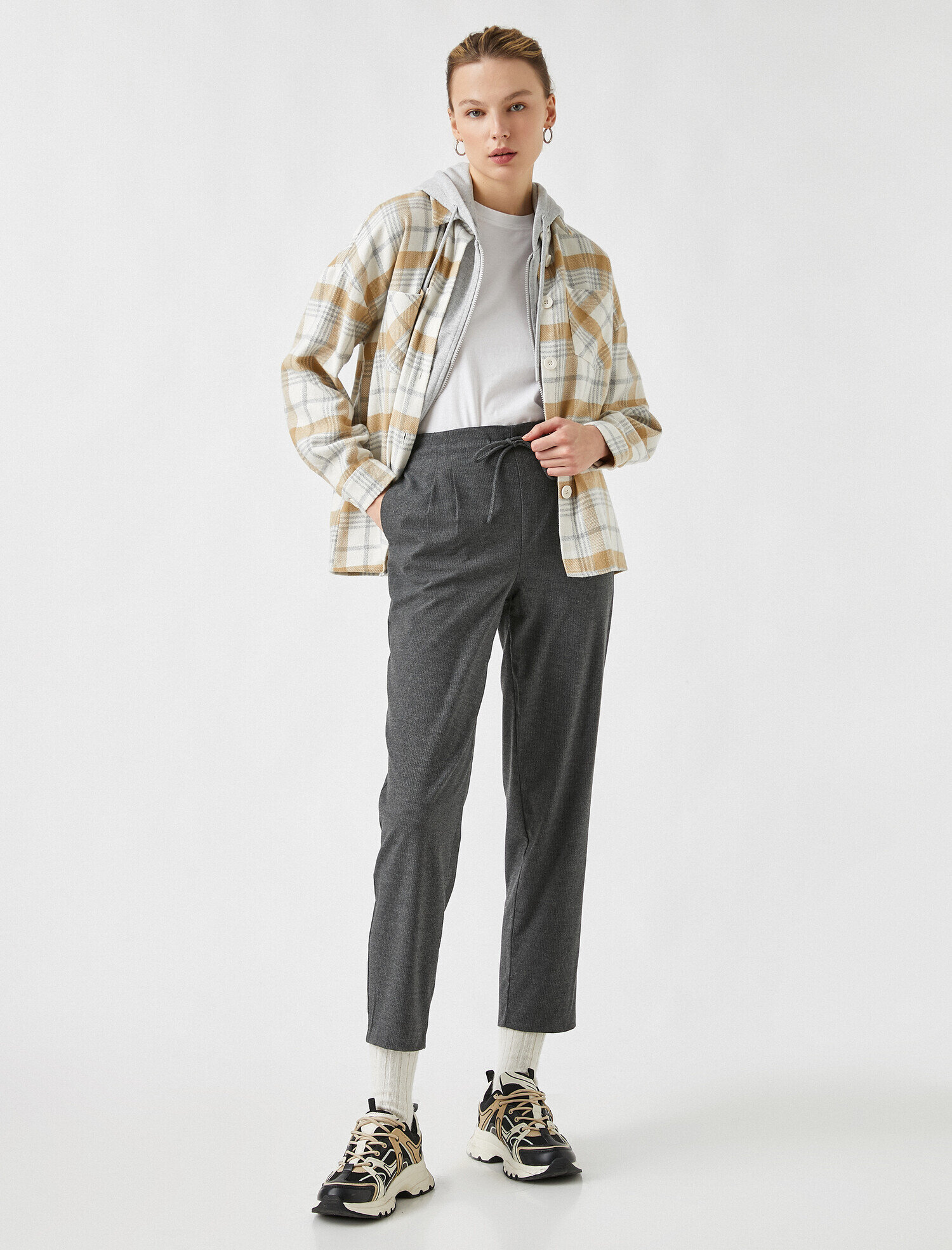   Belden Bağlamalı Havuç Pantolon