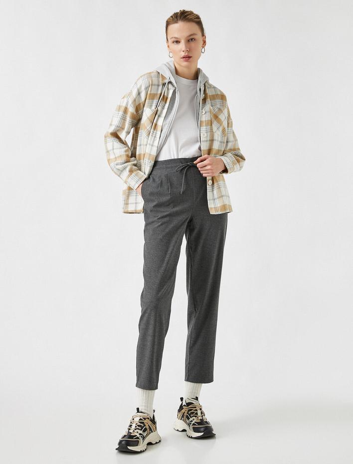  Belden Bağlamalı Havuç Pantolon