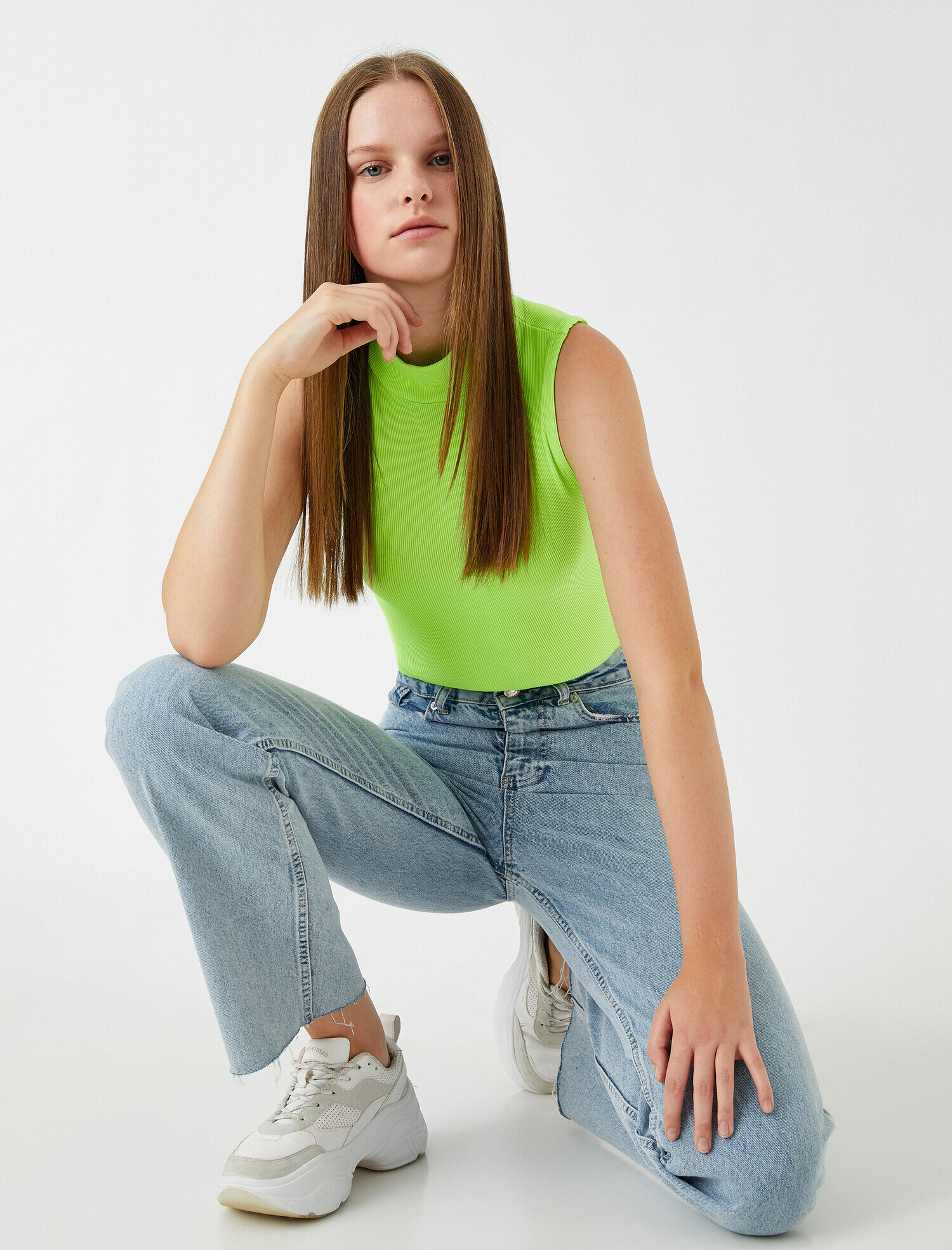   Dik Yaka Body Alttan Çıtçıtlı