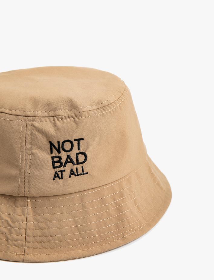 Erkek Bucket Şapka Slogan Detaylı