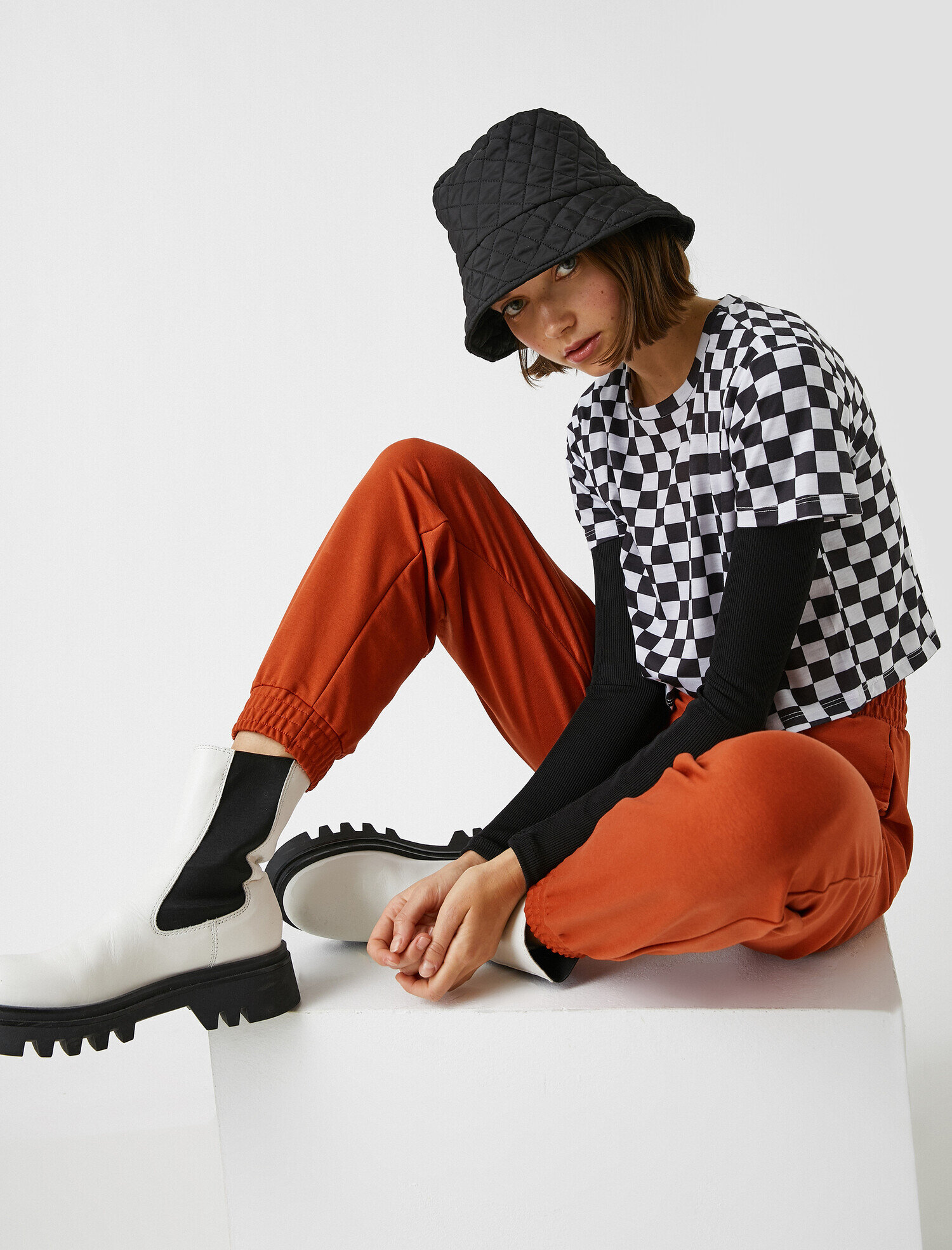   Jogger Eşofman Altı Beli Paçası Lastikli